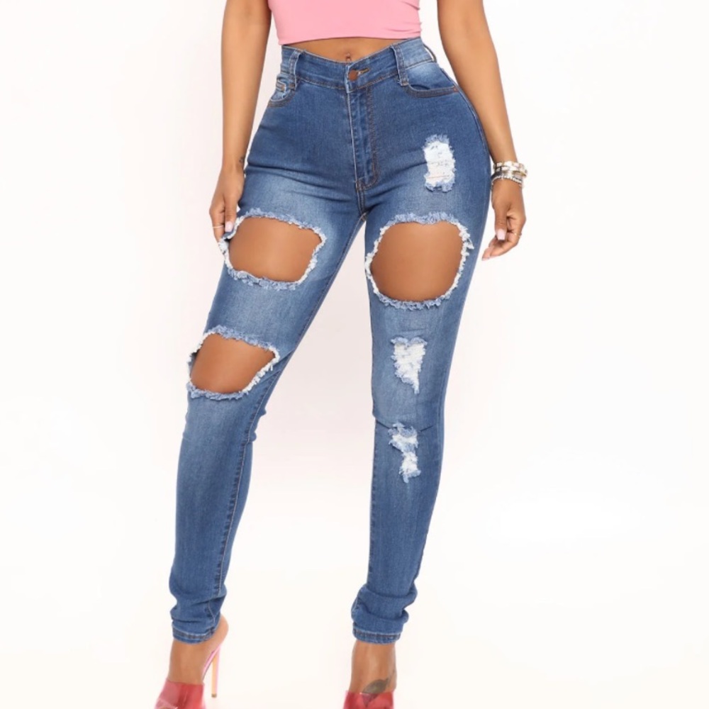 High Rise Medium Wash Distressed Skinny Jeans, Size: 3